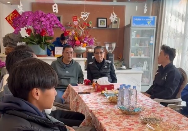 徐根寶寄語申花球員：世界杯出線才是硬道理，要為國家隊(duì)爭取榮譽(yù)