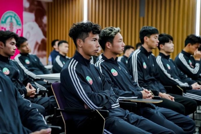  出征中乙！昆明城星足球俱樂部11日舉行新賽季見面會暨出征儀式