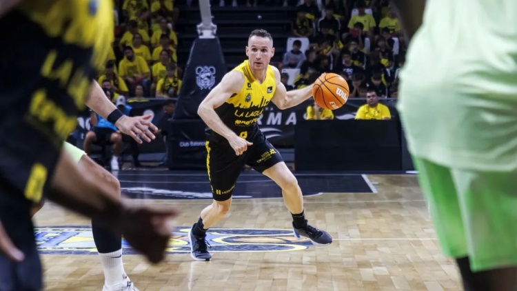  NBA初代老六，42歲進(jìn)入生涯巔峰？！
